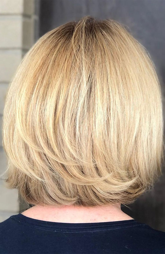 30 Layered Bob Haircuts For 2023 : Classic Honey Blonde Bob