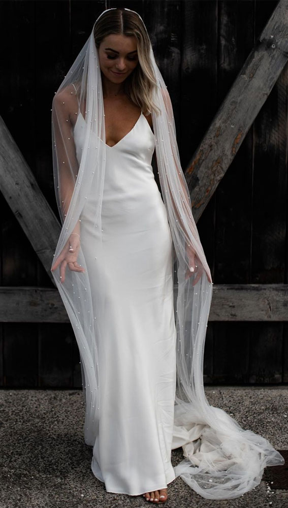 silk wedding dress, wedding dress fabric, wedding dress fabric with pictures, simple wedding dress