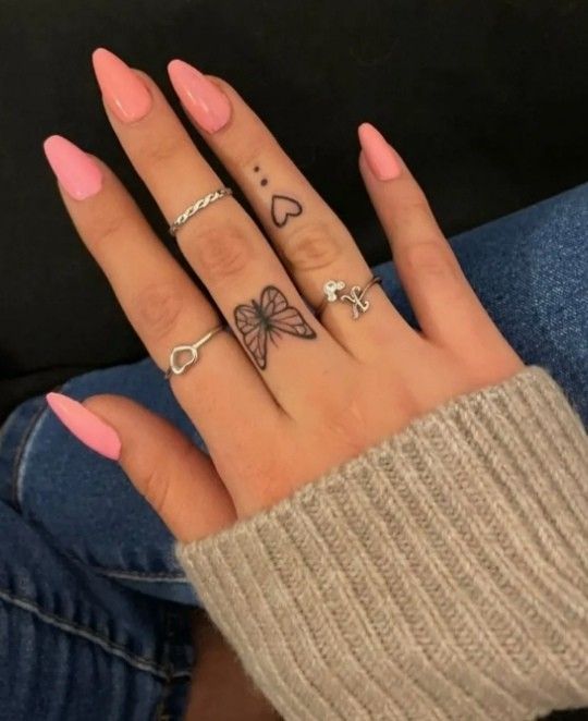 70 Meaningful Finger Tattoo Designs To Emphasize Your Style  InkMatch