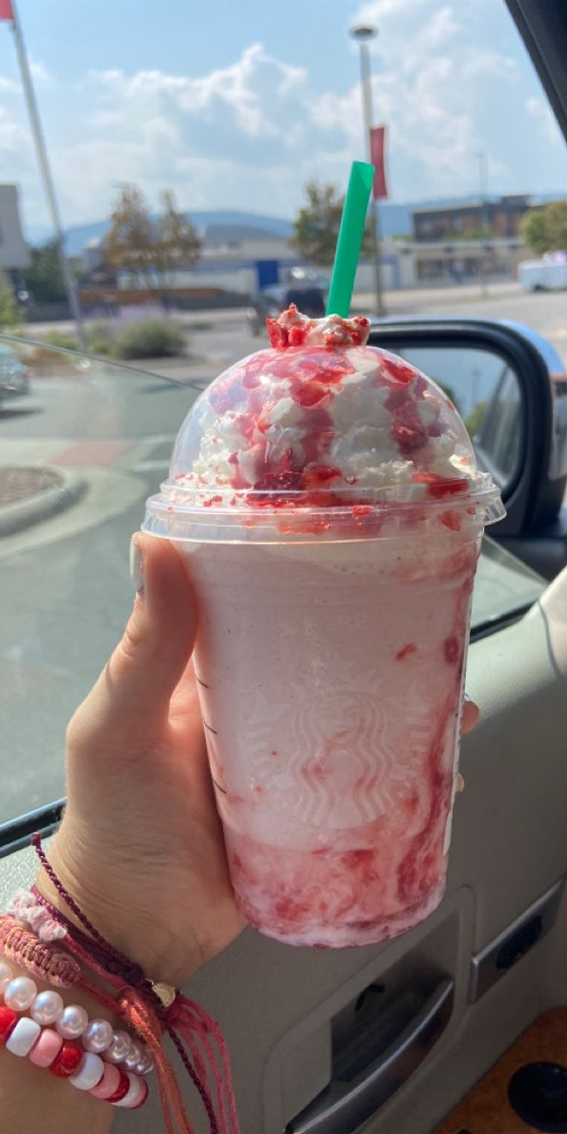 These Starbucks Drinks Look So Yummy : Pink Drink Whipped Topping