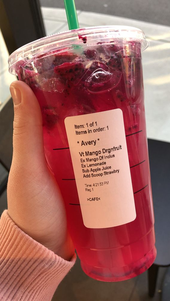 These Starbucks Drinks Look So Yummy : Mango Dragonfruit + Apple Juice