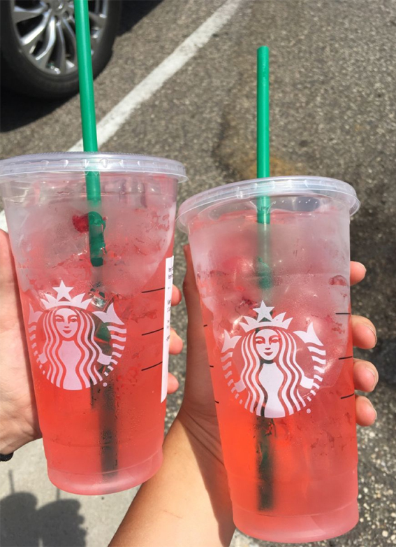 These Starbucks Drinks Look So Yummy : Strawberry Acai Refreshers
