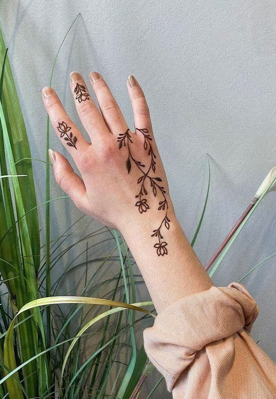 70 Minimal Henna Designs : Upside Down Flower Henna Design