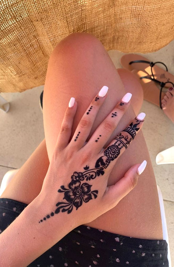 70 Minimal Henna Designs : Dot & Flower Henna on 1st Finger