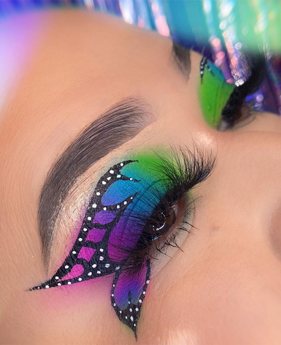 Butterfly Hot Makeup Trends for the Season : Ombre Blue, Green & Purple Wings