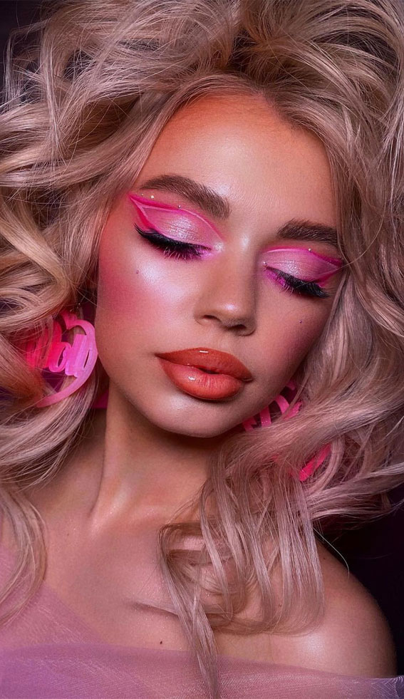 25 Soft and Ethereal Summer Makeup Delight : Barbie Vibes