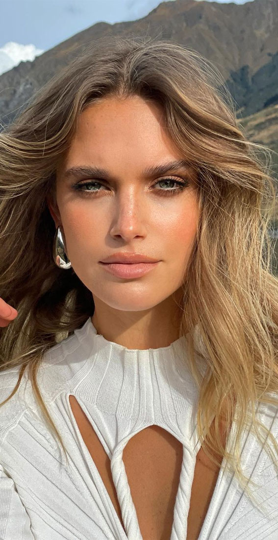 Summer Makeup Looks That Shine : Soft Glowing Look