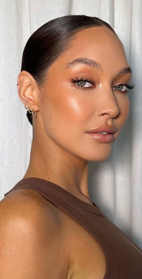 Summer Makeup Looks That Shine : Glowing Tan