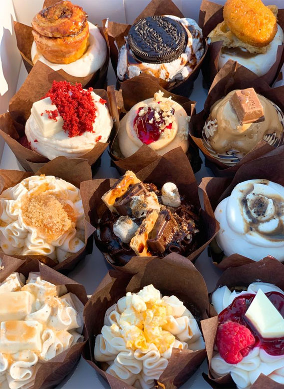 Feast for the Senses Captivating Food Aesthetics : Twelve Cupcakes
