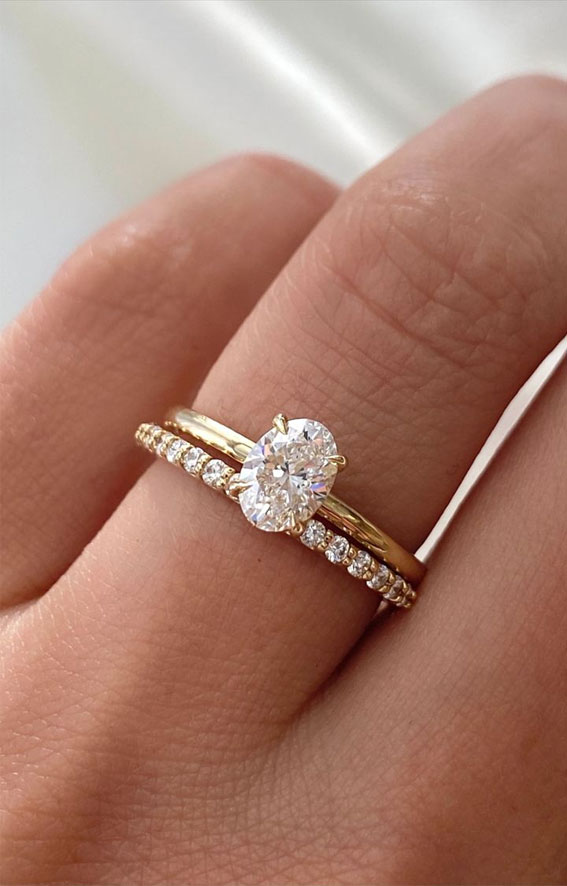 Oval Diamond Engagement Ring, halo diamond engagement ring, halo engagement ring, engagement ring