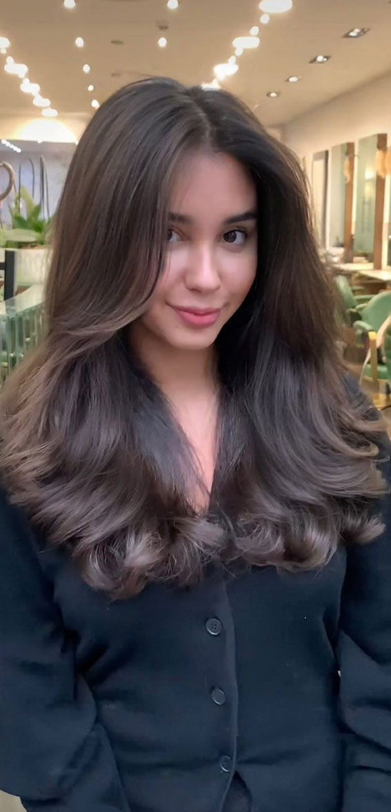 Long Layered Haircuts, Long Layered Hair Straight, front layered haircut for long hair, Choppy layers long hair, 2 layered haircut for long hair, U cut for long hair, Long layers with face framing, medium layered haircuts, haircuts for long straight hair,  long layered hair with curtain bangs, types of layered haircut