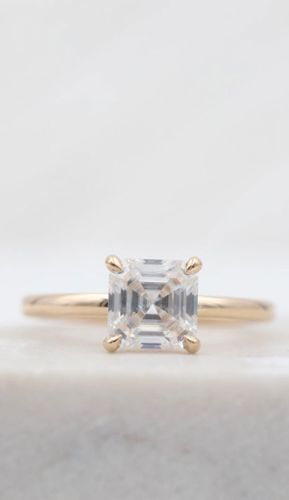 11 Enchanted Diamond Rings Captivating the Essence of Love and Brilliance