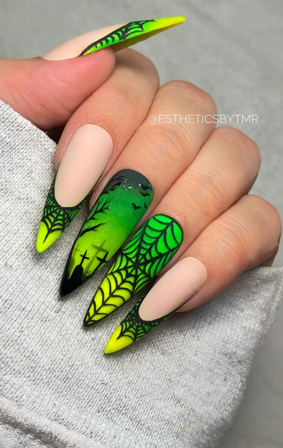 Enchanting Halloween Nail Art Ideas : Ombre Green/Yellow & Haunted Cemeteries