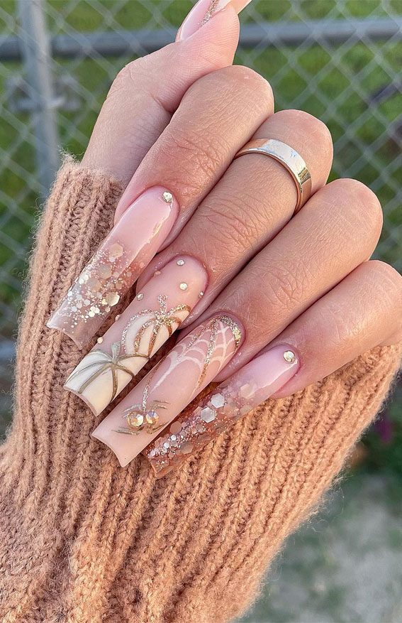 Enchanting Halloween Nail Art Ideas : Nude & Glitter Pumpkin Nails