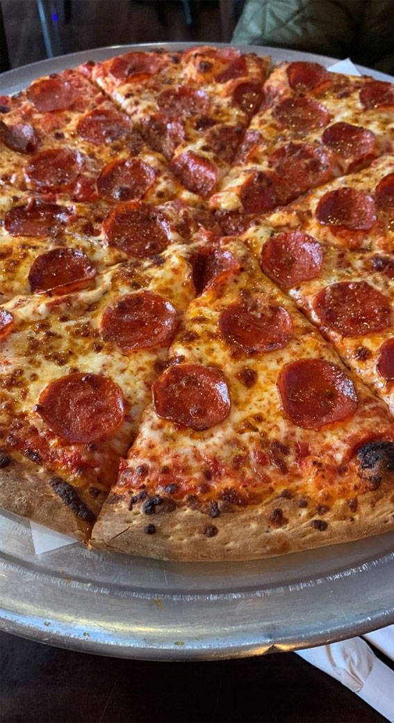 pepperoni pizza, food aesthetic, food porn, food snapchat, food pictures, food craving, food images, dessert snap, pizza snap, pasta snap, pasta aesthetic, pizza aesthetic, food aesthetic pictures, donuts, aesthetic snacks, aesthetic pasta