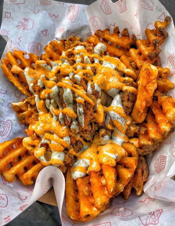 Feast Mode 50 Foodie Adventures : Beef & Waffle Cheesy Chips