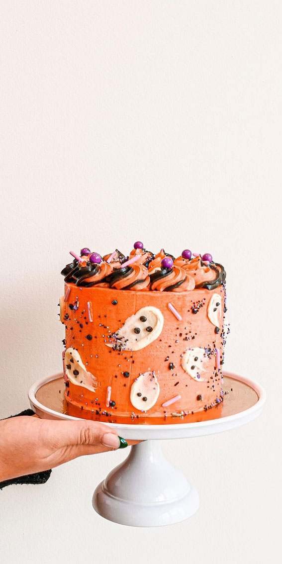 Halloween Cake Ideas To Haunt Your Taste Buds : Buttercream Orange Ghost Cake