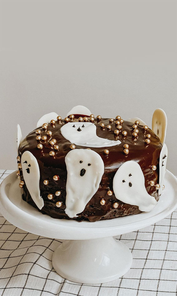Halloween Cake Ideas To Haunt Your Taste Buds : Glossy Chocolate Cake with Mash Ghosts