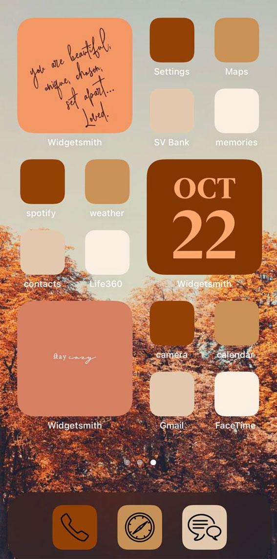 Aesthetic Fall IOS Home Screen Ideas : Orange Autumn Leaves
