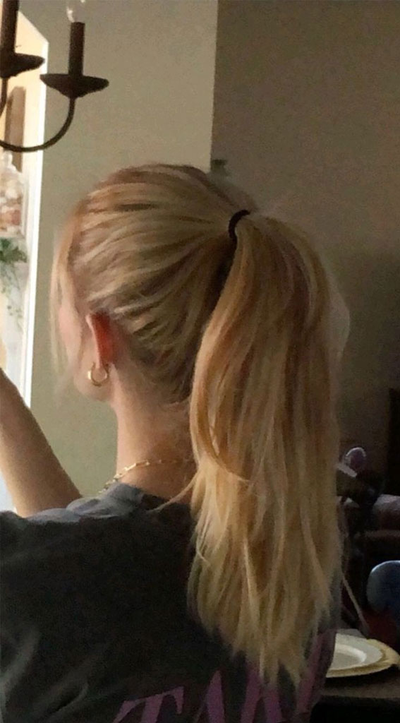 Easy and Cute Hairstyles with Allure : Vanilla Blonde Ponytail