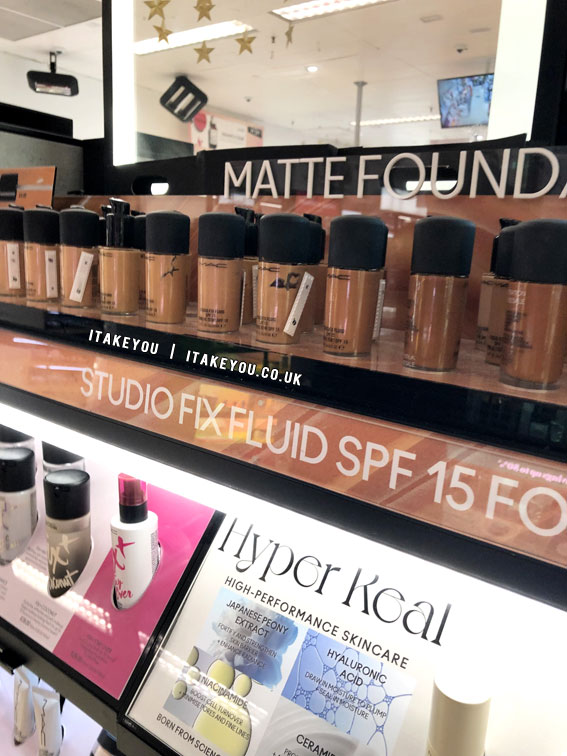 A Snapshot of Beauty Essentials : MAC Studio Fix Fluid SPF 15 Foundation
