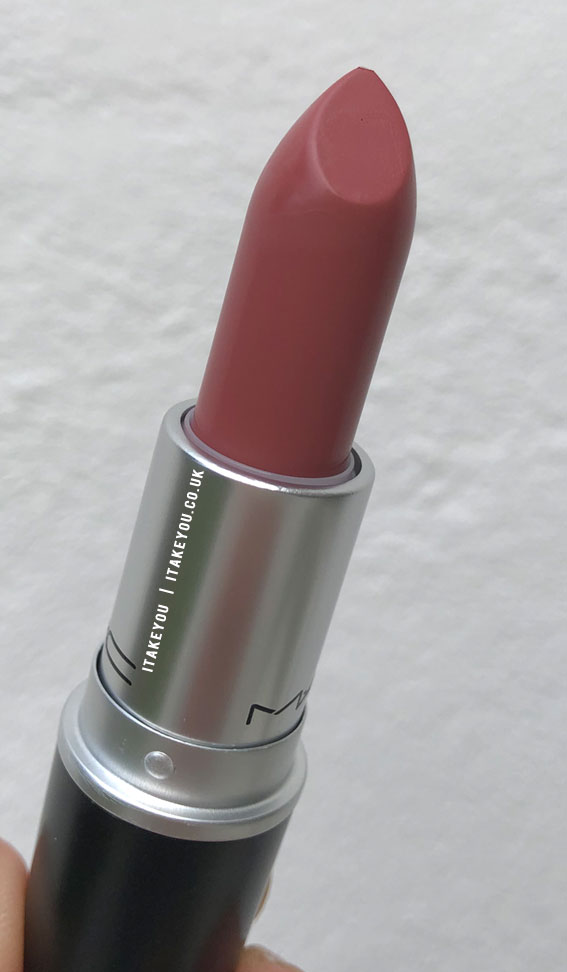 Mac Lipstick in Shade ‘Come Over’ Matte Lipstick