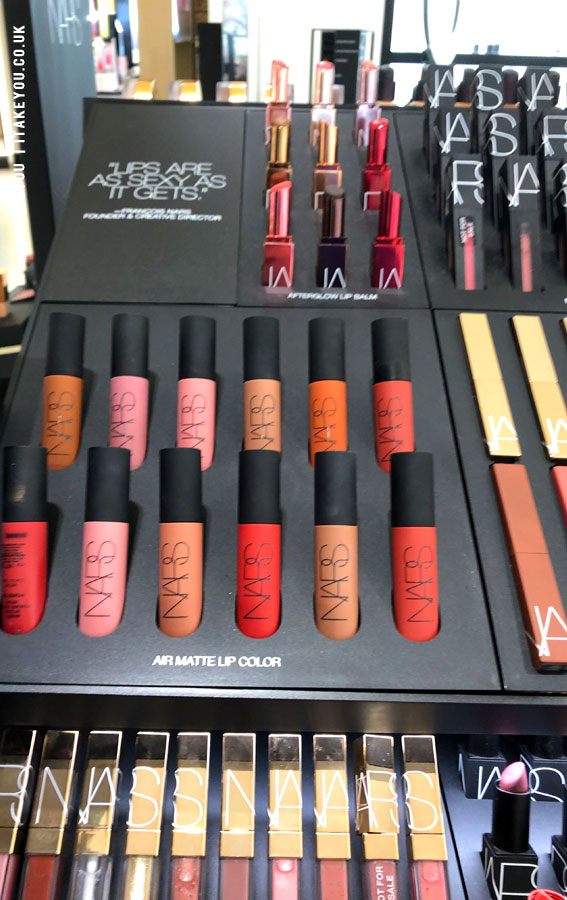 A Snapshot of Beauty Essentials : NARS Lipstick