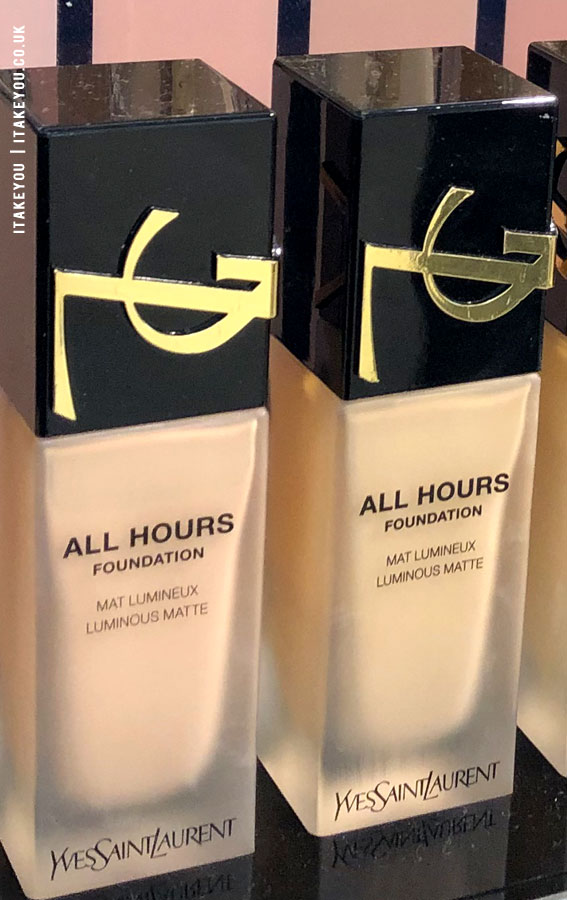 A Snapshot of Beauty Essentials : YSL All Hours Foundation