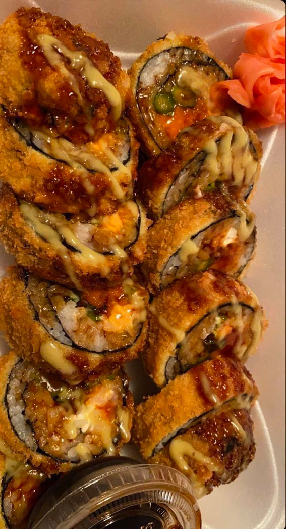 These Snapshots Make Your Mouth-Watering : Spicy Crunchy Sushi