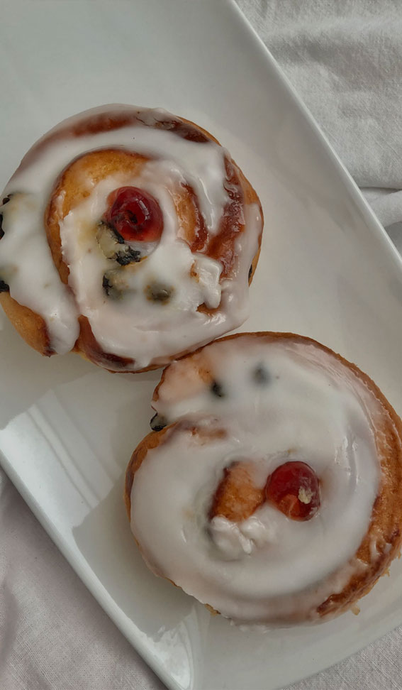 These Snapshots Make Your Mouth-Watering : Belgian Buns