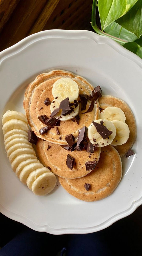 These Snapshots Make Your Mouth-Watering : Pancake, Banana & Chocolate