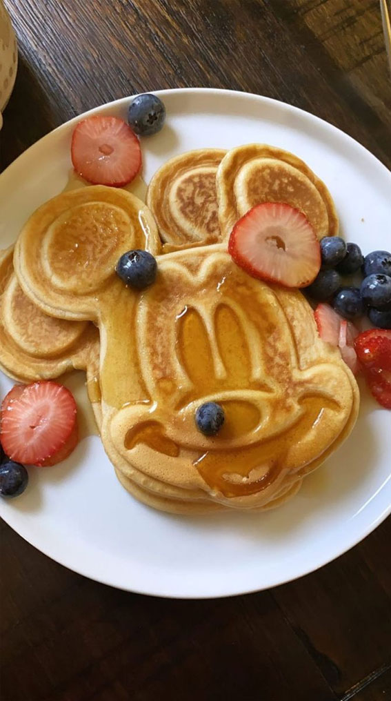 These Snapshots Make Your Mouth-Watering : Micky Mouse Pancakes