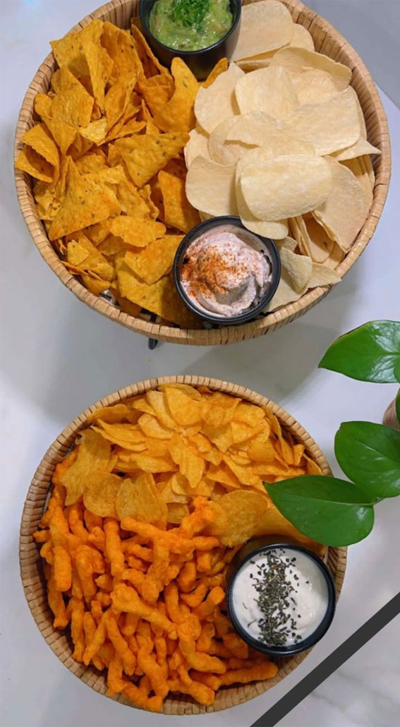 These Snapshots Make Your Mouth-Watering : Nacho, Crisp & Dip Sauces