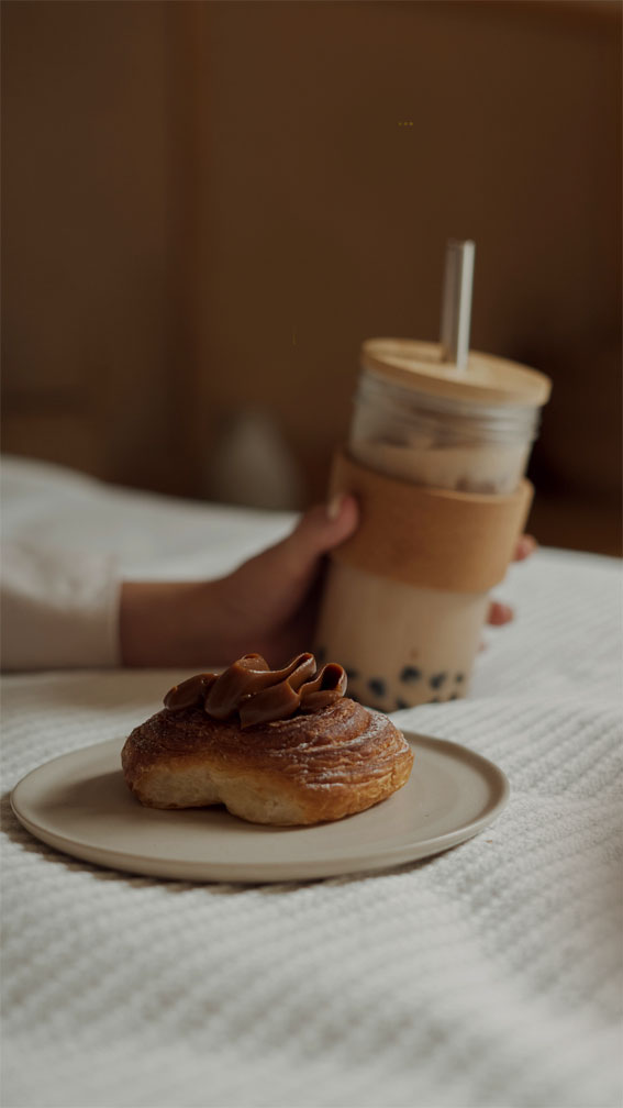 These Snapshots Make Your Mouth-Watering : Pain au and Bubble Tea