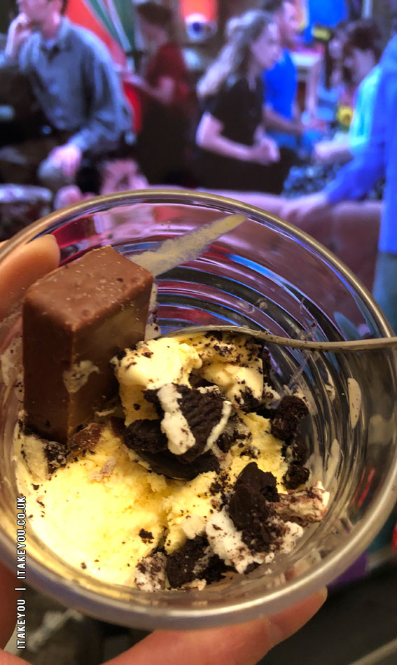 Culinary Captures Moments In Flavor : Vanilla Ice Cream & Oreo