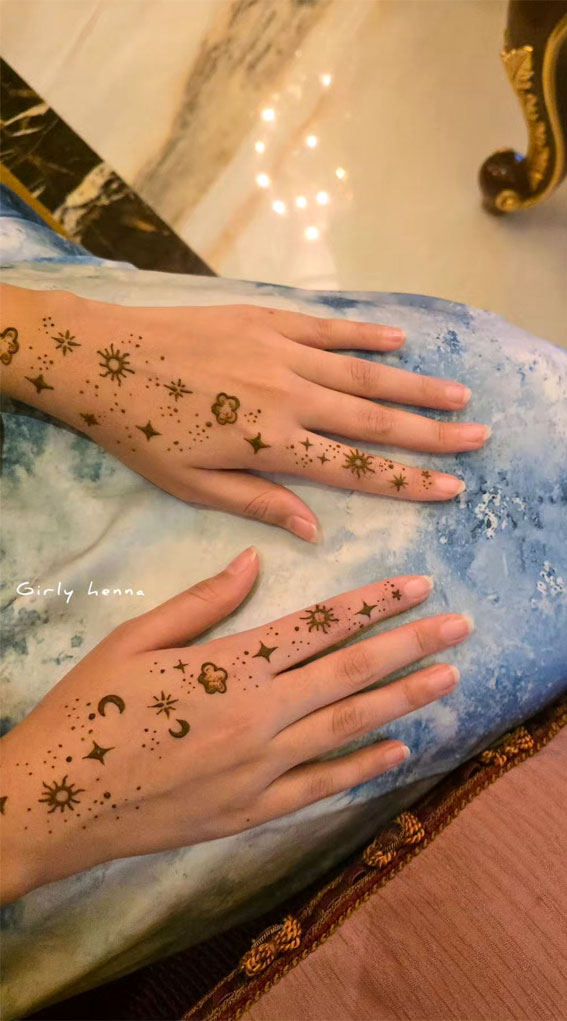 20 Simple Henna Ideas for Stylish Expressions : Celestial Heaven Henna 