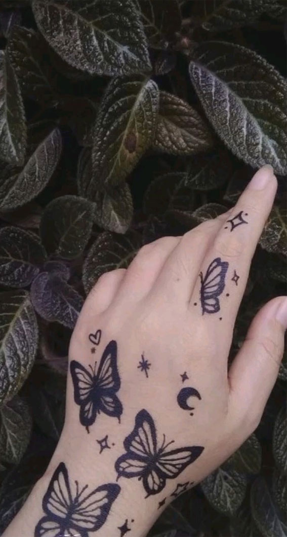 25 Mesmerizing Henna Designs : Butterfly, Love Heart & Moon