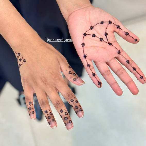 25 Mesmerizing Henna Designs : Flower Chain Henna
